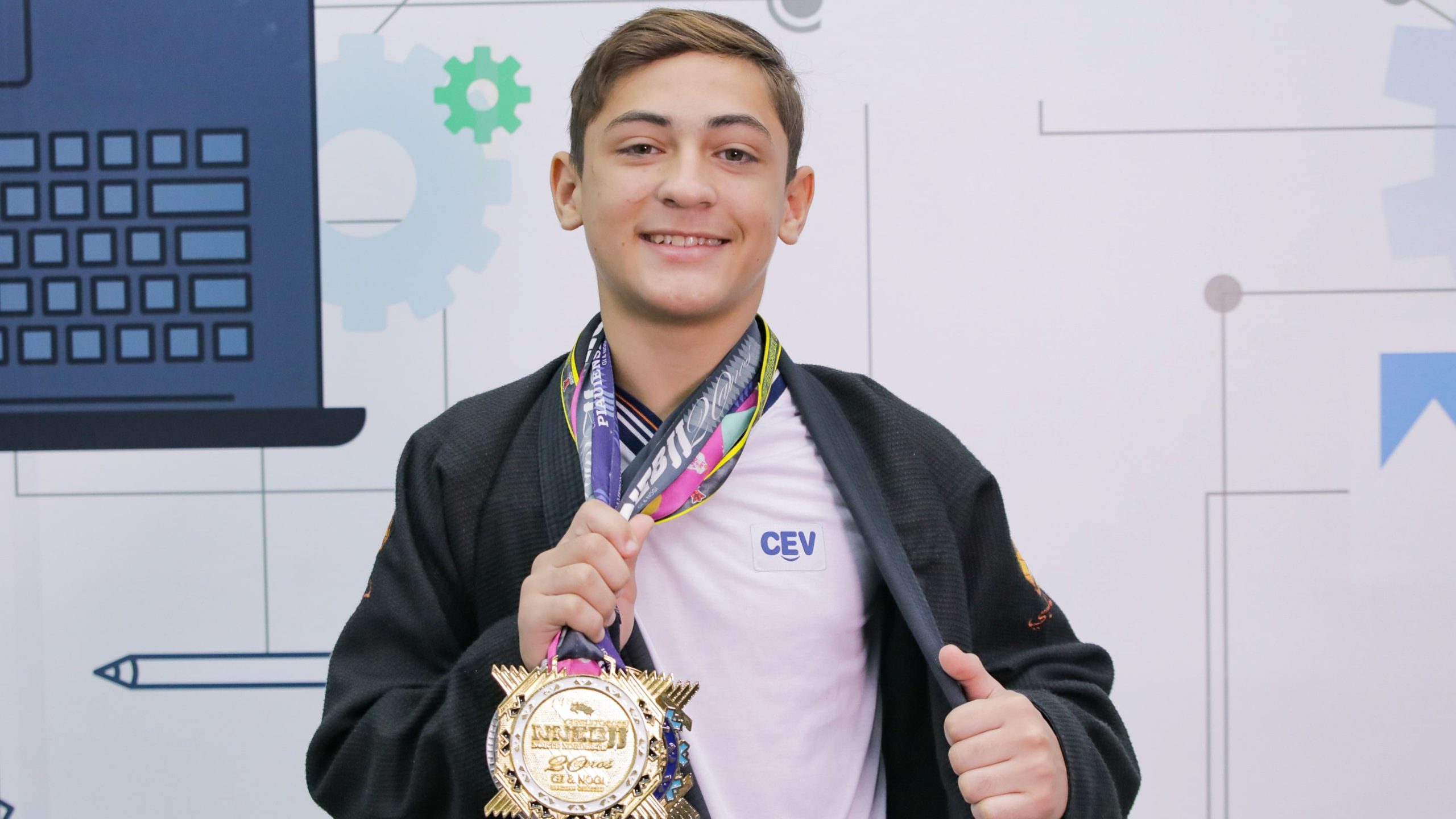 Aluno do 7º ano vai disputar mundial de jiu-jitsu em Fortaleza (CE)