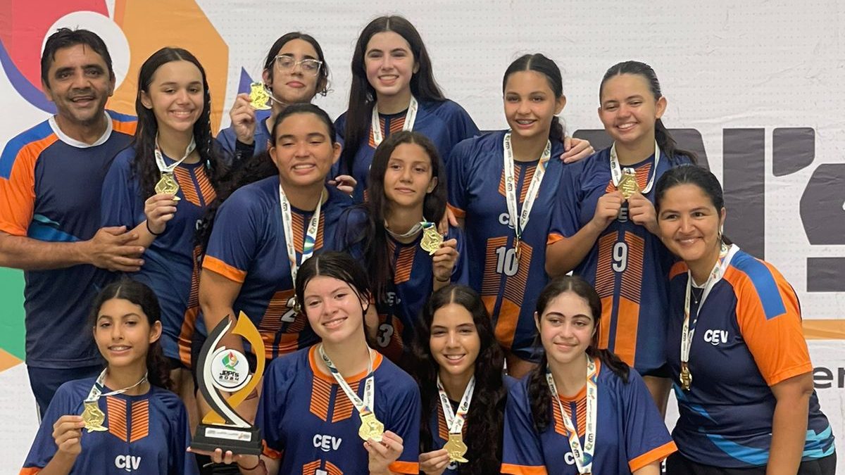 CEV conquista Ouro no vôlei no JEPIs 2024 e garante vaga para campeonato nacional