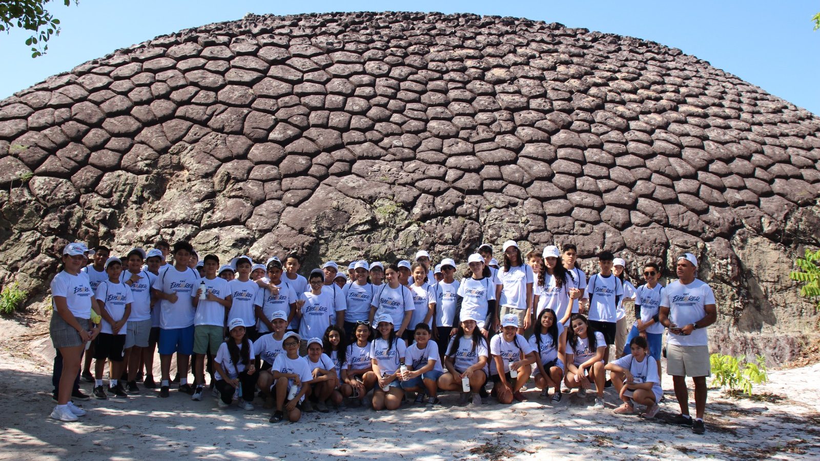 Alunos vivenciam as emoções do Parque Nacional de Sete Cidades no CEV Explorer