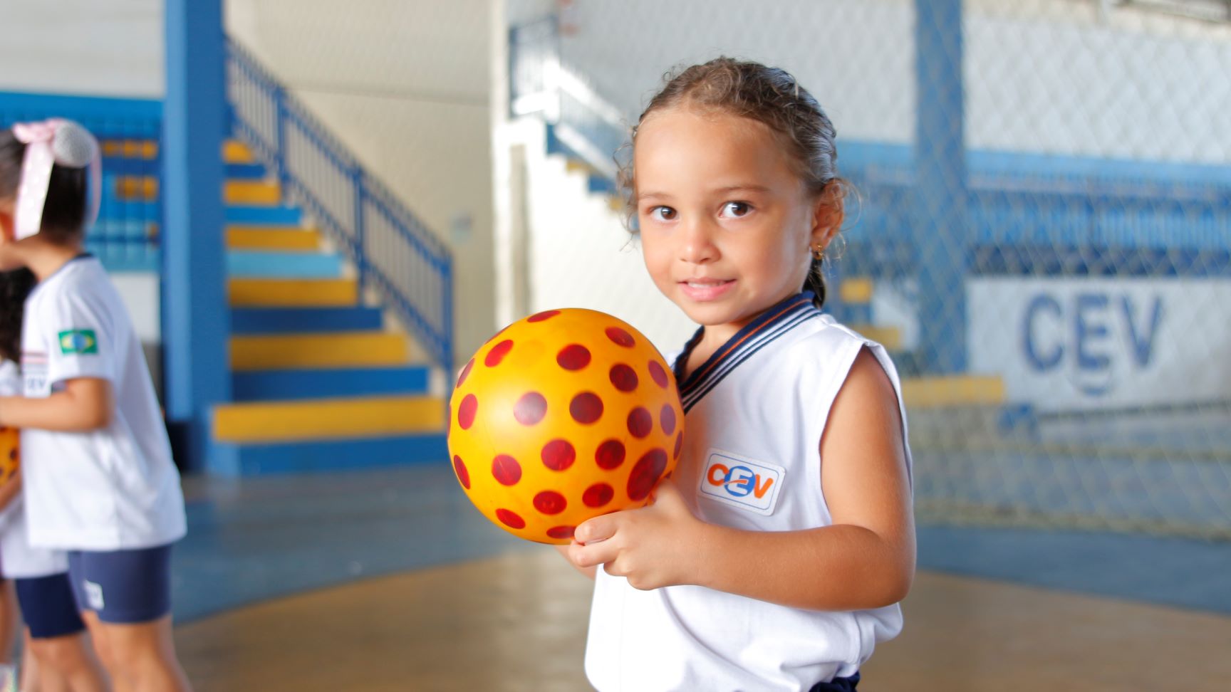 Saiba como a Educação Física no CEV Baby é pensada para estimular o desenvolvimento das crianças  