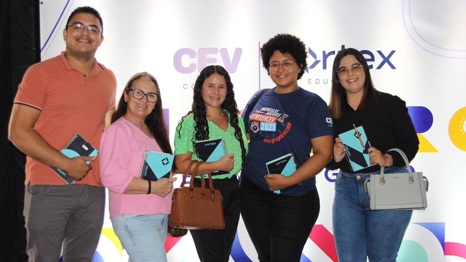 Professores aprendem mais e traçam estratégias durante o Encontro Pedagógico 2025