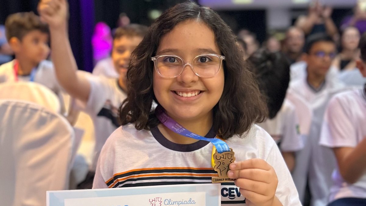 Medalhistas Olímpicos! Solenidade homenageou 80 alunos CEV premiados na OBMEP Mirim