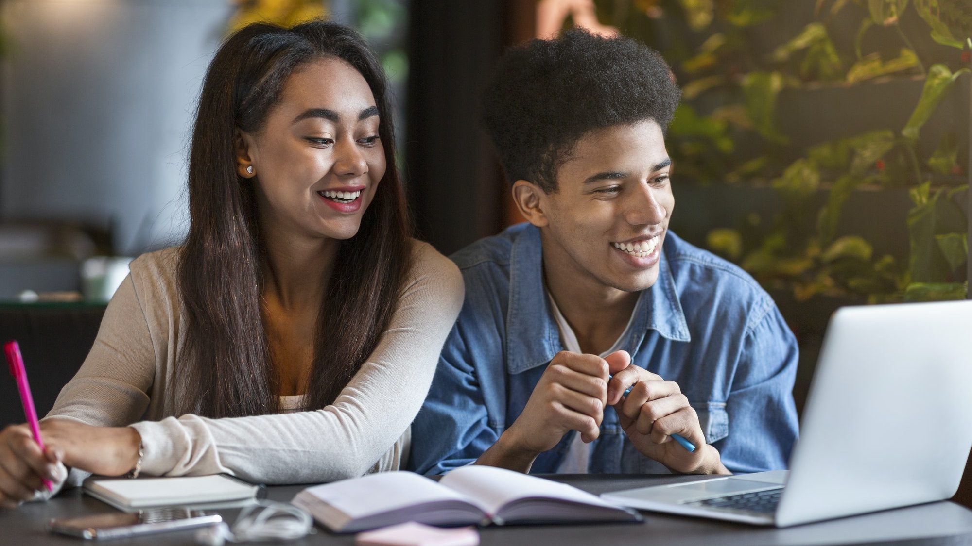 Como a família pode apoiar alunos que estão estudando para o vestibular?