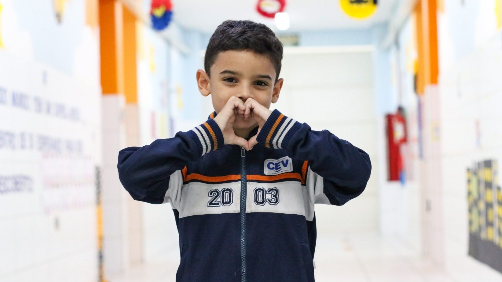 Do Infantil ao Ensino Médio, uma jornada completa no CEV Colégio! 