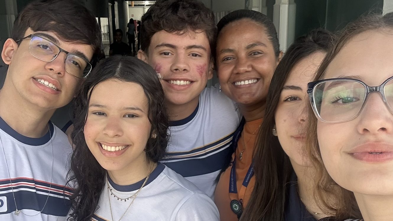 Acolhimento contribui para desenvolvimento dos alunos no CEV Colégio