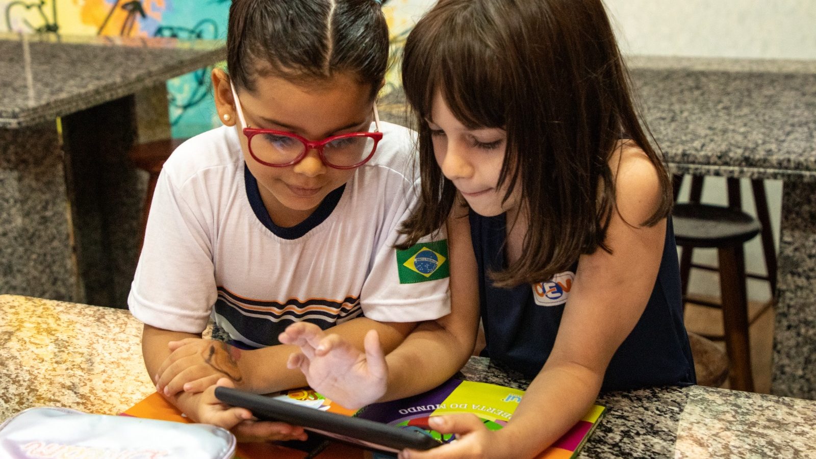 Como usar a tecnologia sem perder a essência da infância?