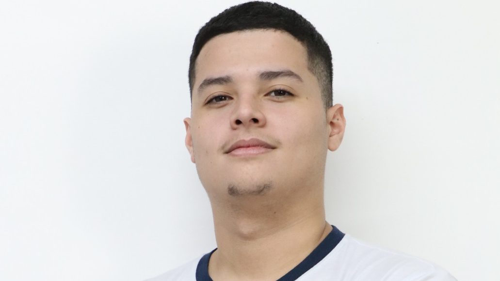 Aluno egresso do CEV conta como ambiente escolar influenciou sua aprovação no vestibular